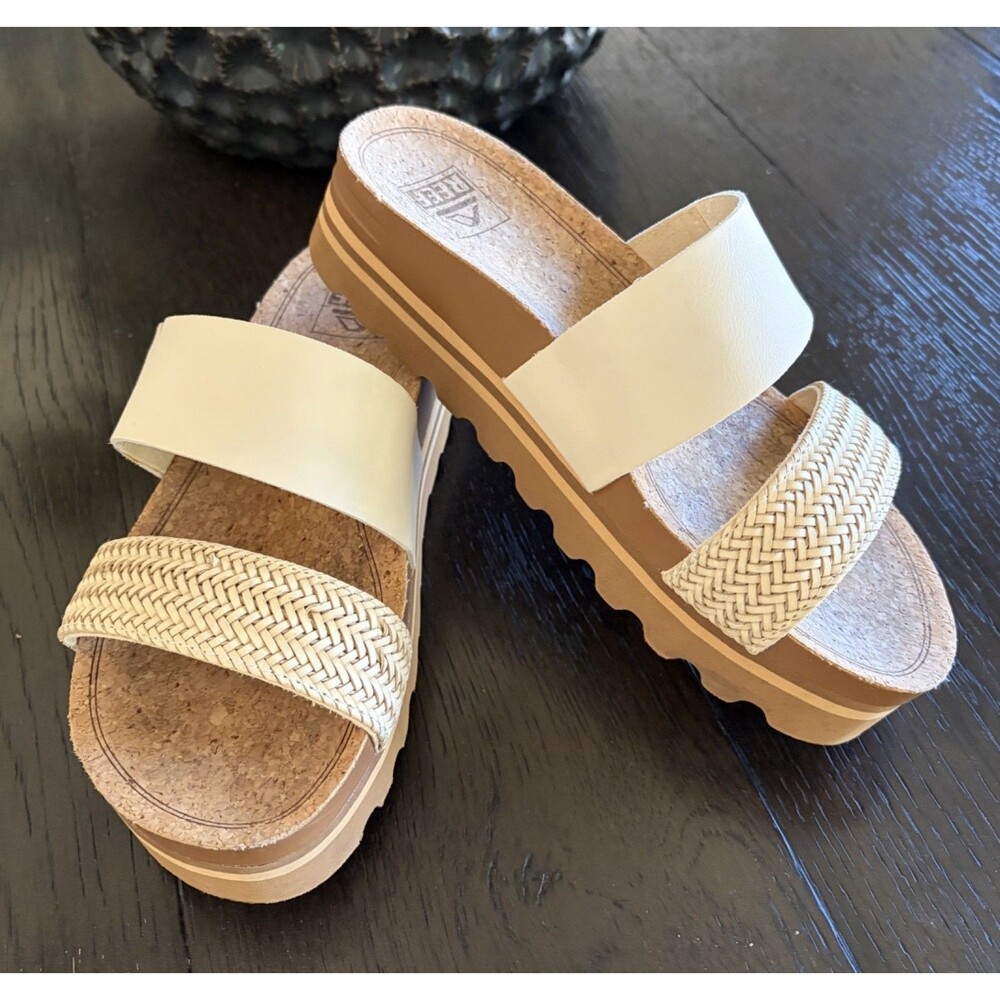 New Womens Reef Cushion Vista Hi Platform Sandals Size 6 - Natural